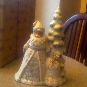 Jim Shore White  Woodland Santa with tall tree “Secrets of the Snowfall”